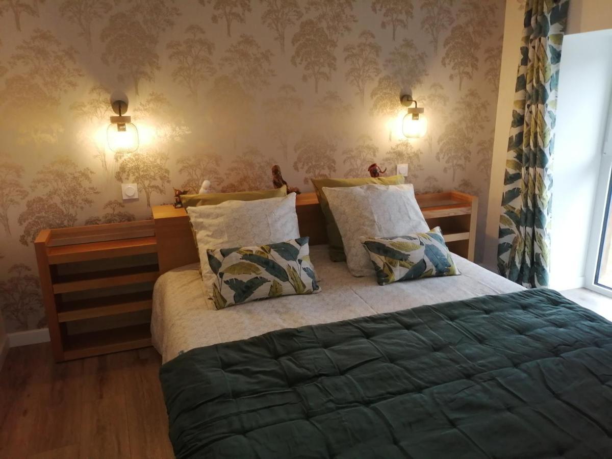 Le Douetaux Chambres D'Hotes La Baussaine エクステリア 写真