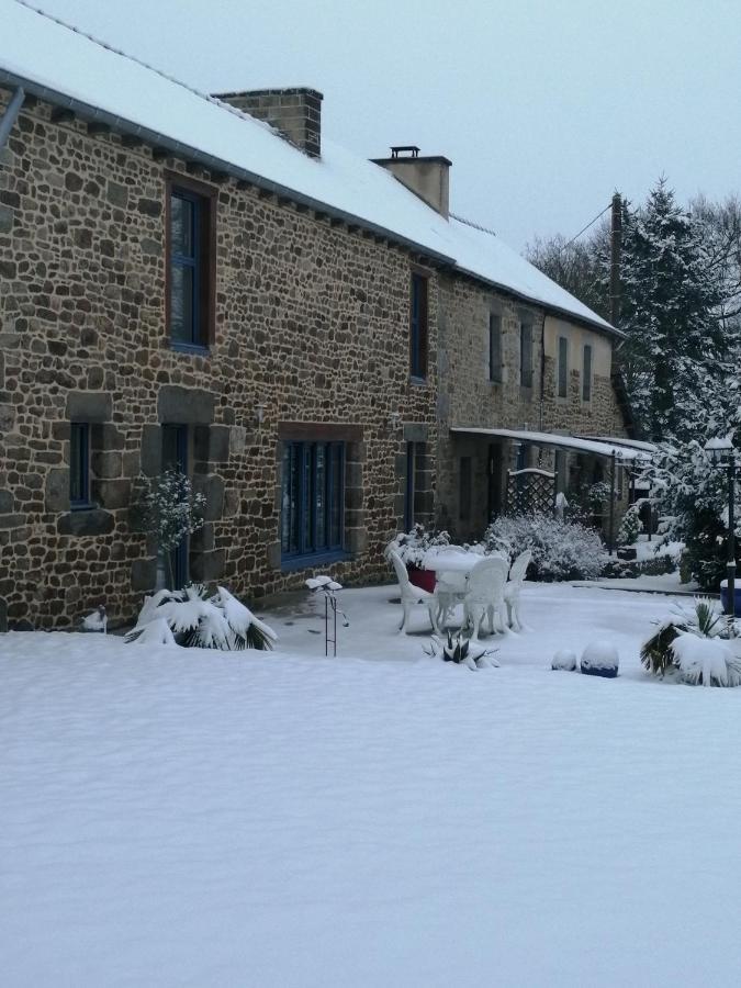 Le Douetaux Chambres D'Hotes La Baussaine エクステリア 写真