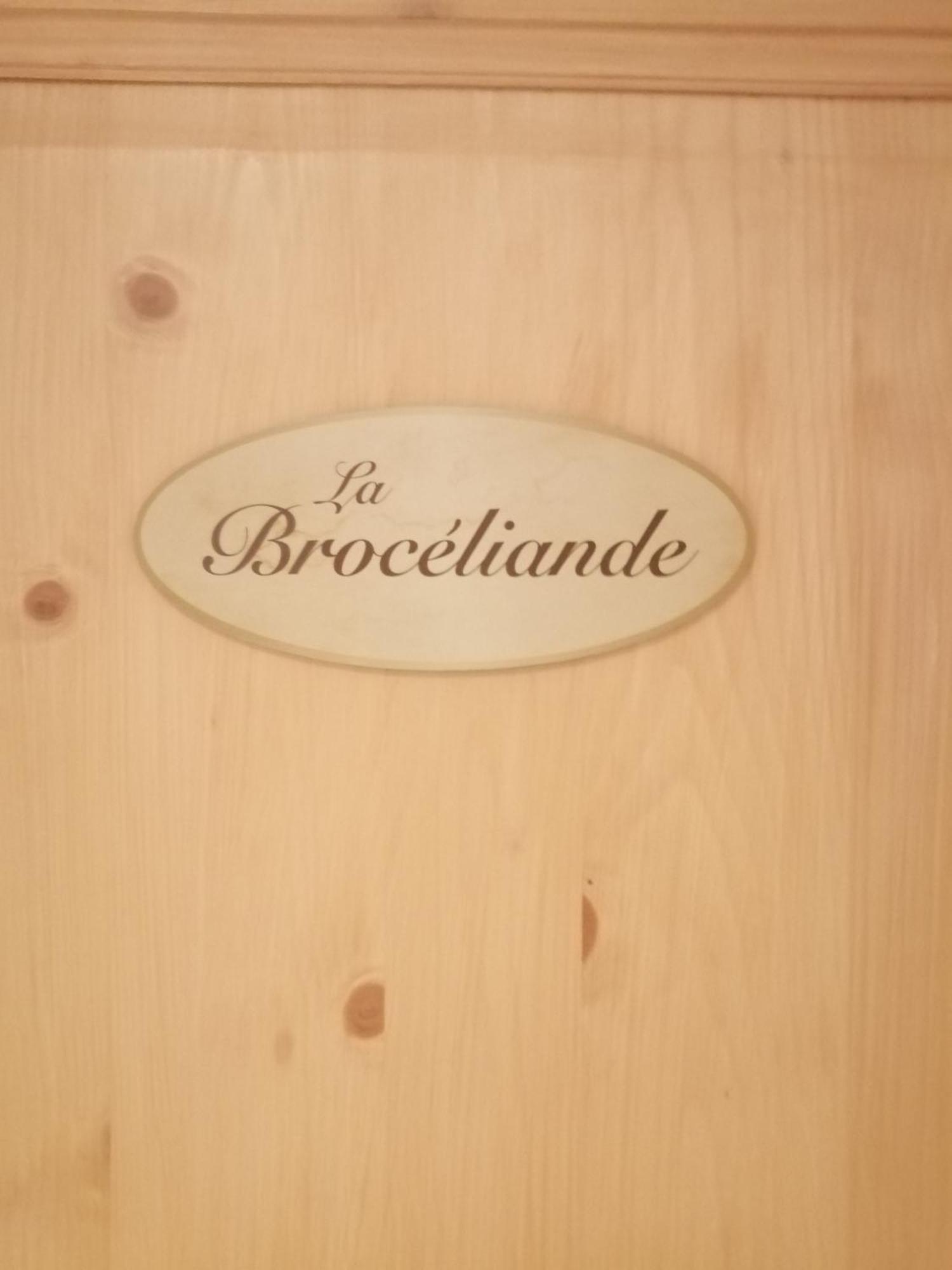 Le Douetaux Chambres D'Hotes La Baussaine 部屋 写真
